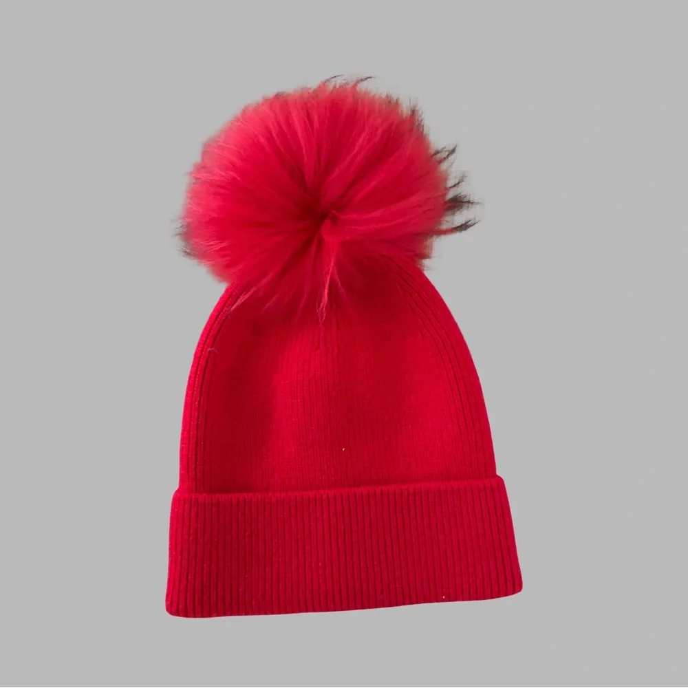 Red Rib-knit Beanie - Picture 1 of 6